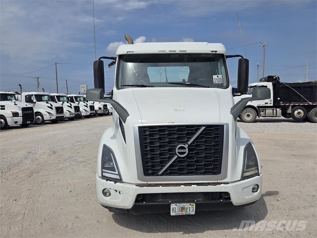 Volvo VNR64T300 Tegljači