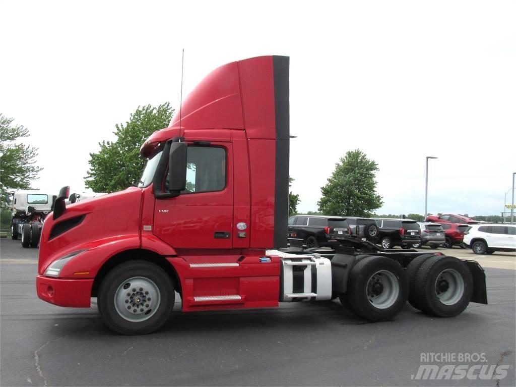 Volvo VNR64T300 Tegljači