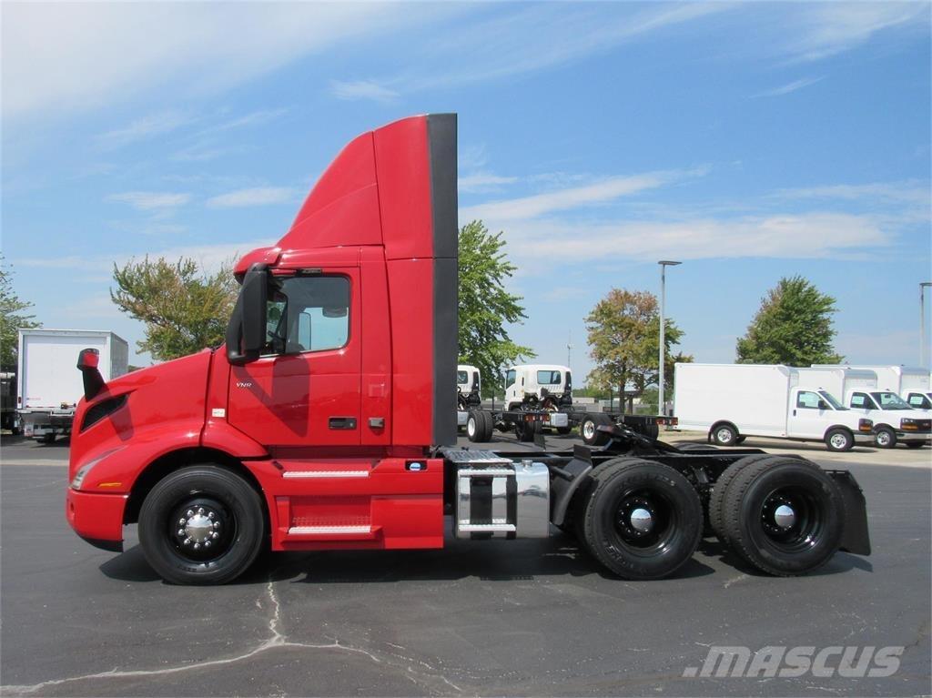 Volvo VNR64T300 Tegljači