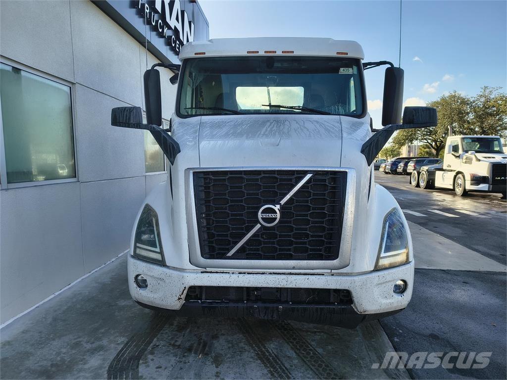 Volvo VNR64T300 Tegljači