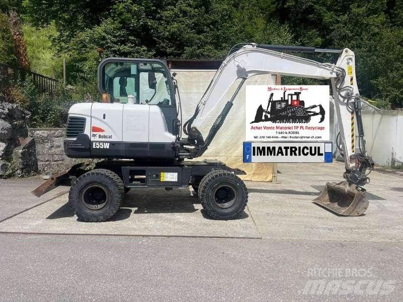 Bobcat E55W Bageri točkaši