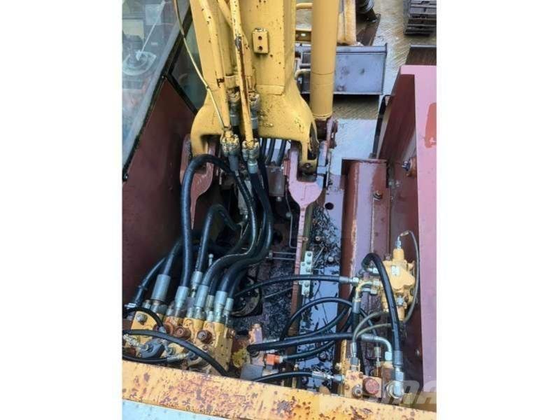 CASE 888CK Bageri točkaši