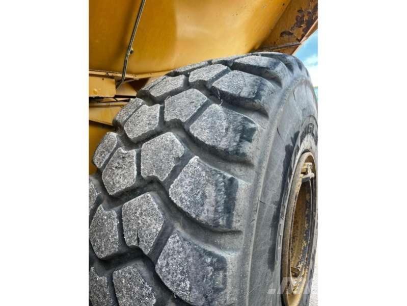 CAT 740GC Zglobni damperi