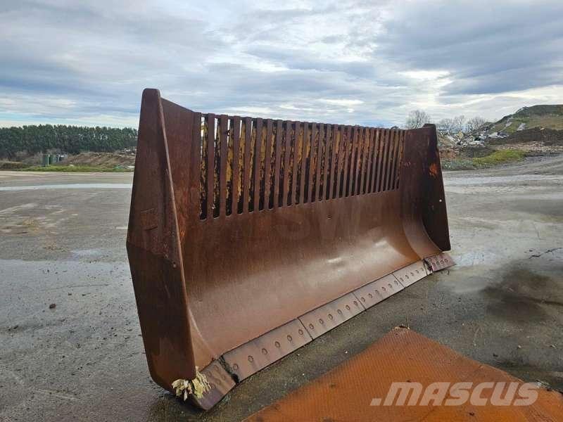 CAT 826GII Nabijači zemlje