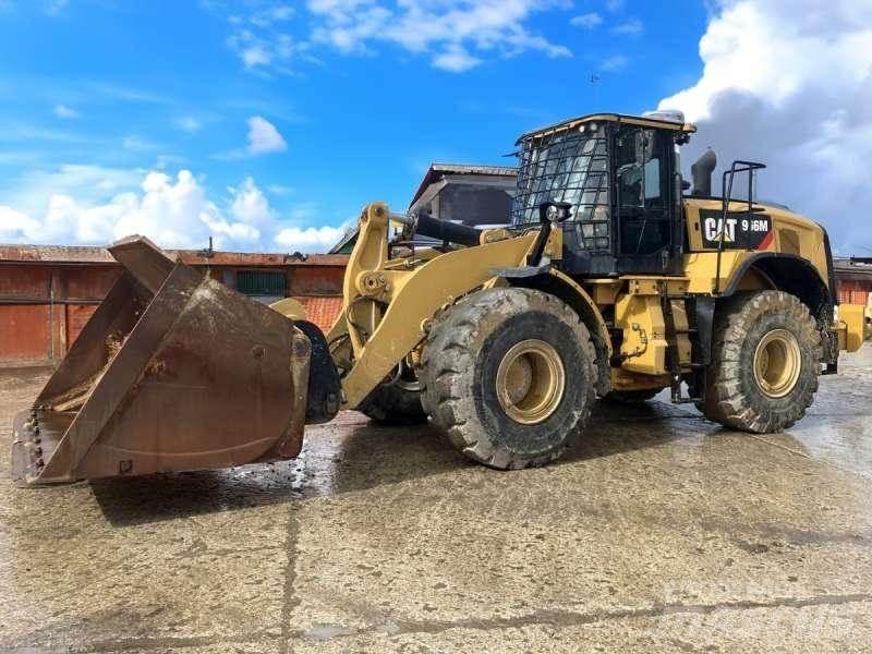 CAT 966M Utovarivači na točkove