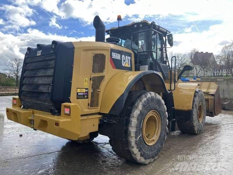 CAT 966M Utovarivači na točkove