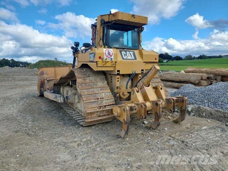 CAT D6T LGP Buldožeri guseničari