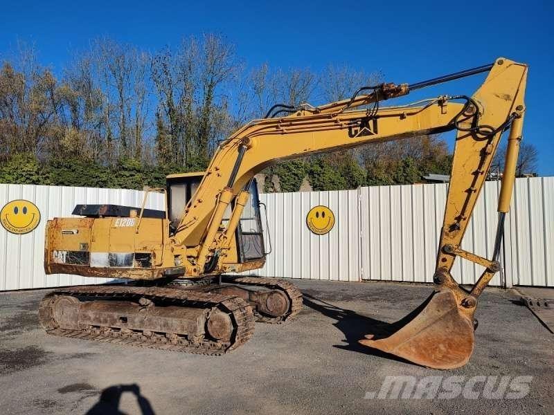 CAT E120B Bageri guseničari