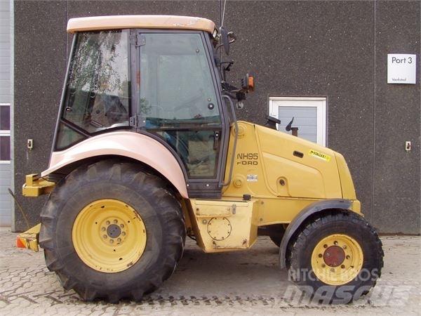 New Holland NH95 Traktori