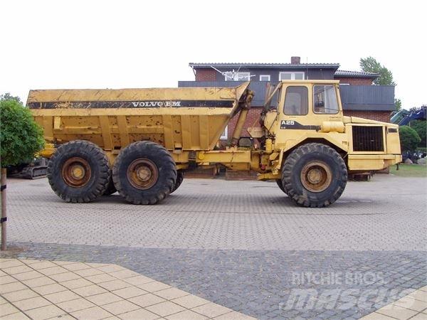 Volvo A25 Zglobni damperi