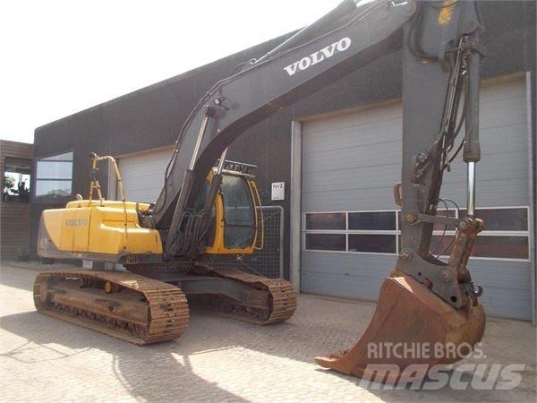 Volvo EC210LC Bageri guseničari