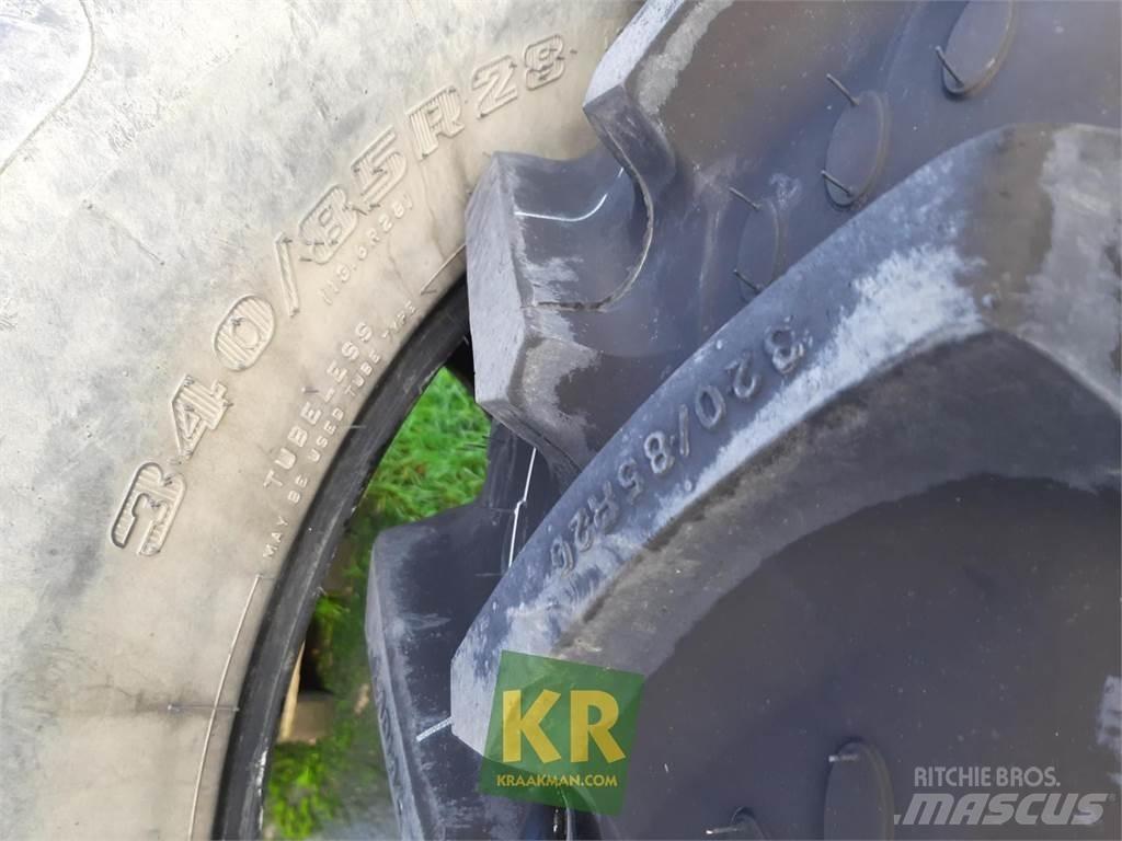 BKT 320/85R20 855 Gume, točkovi i felne