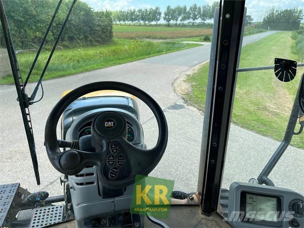 Challenger MT765 Traktori