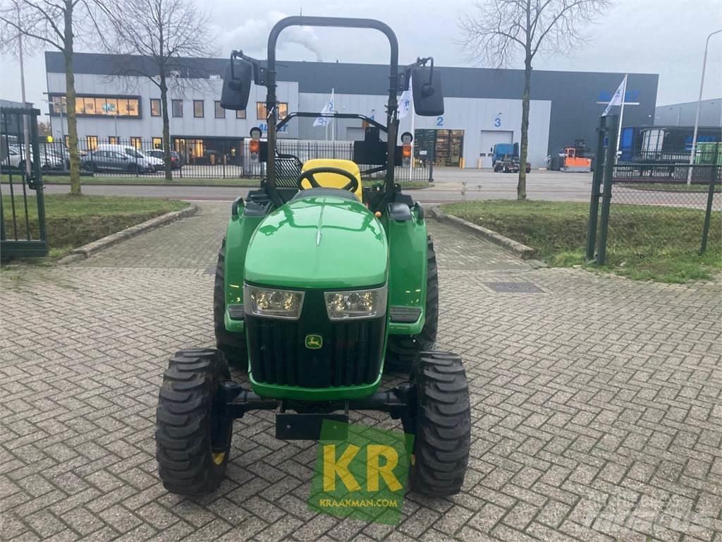 John Deere 3038E Manji traktori