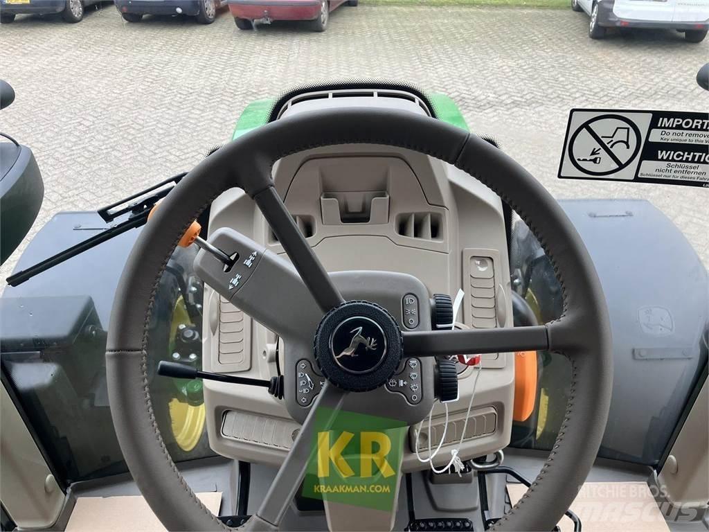 John Deere 6090M Traktori