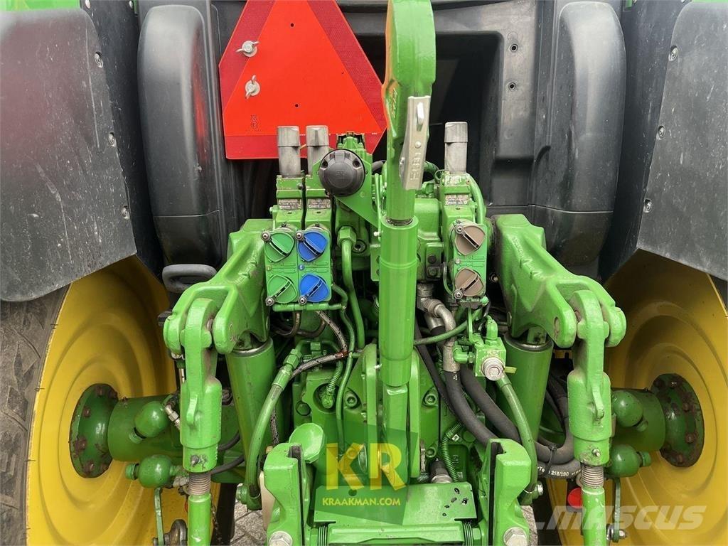 John Deere 6115R Traktori