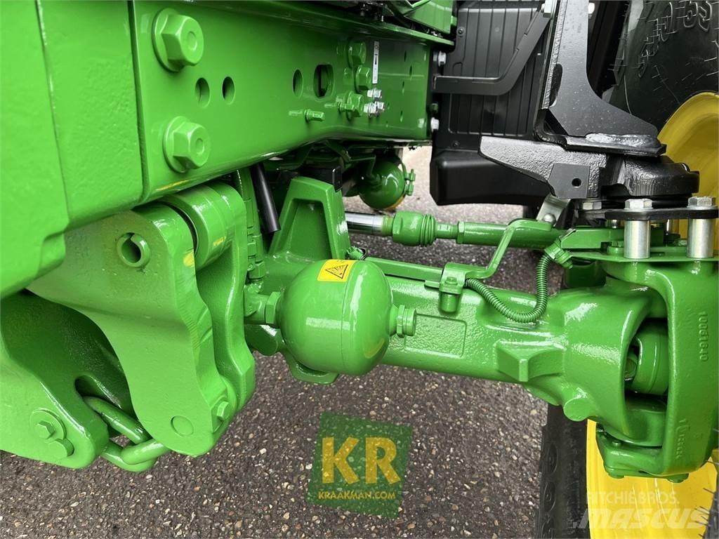 John Deere 6120M Traktori