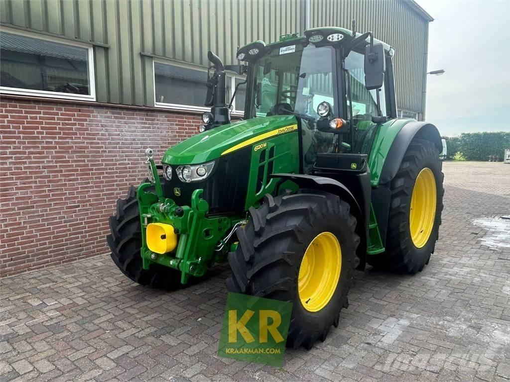 John Deere 6120M Traktori
