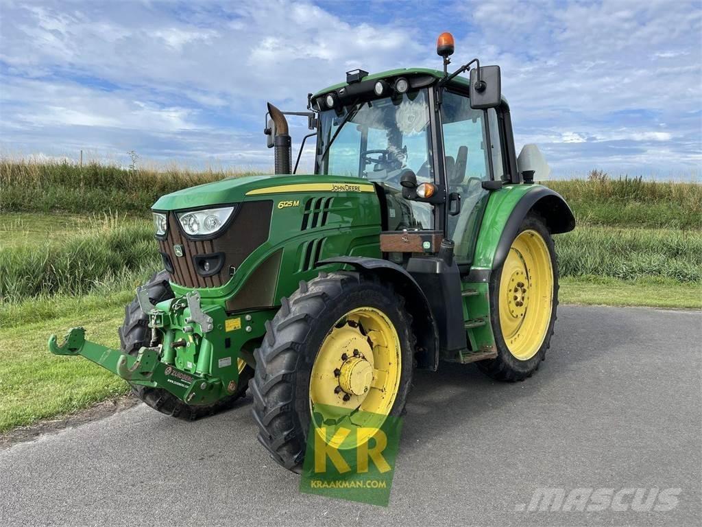 John Deere 6125M Traktori