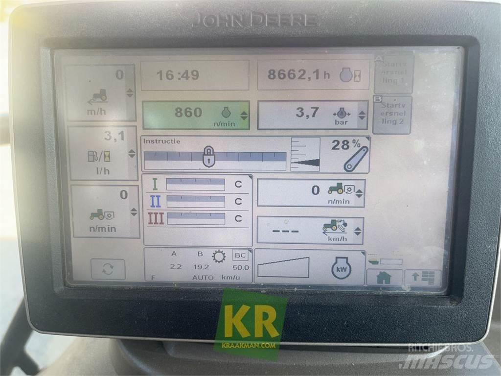 John Deere 6150R Traktori