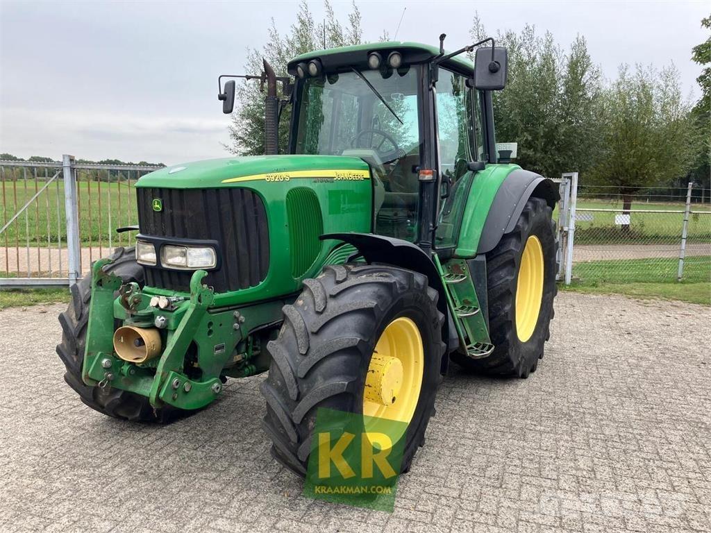 John Deere 6920 Traktori