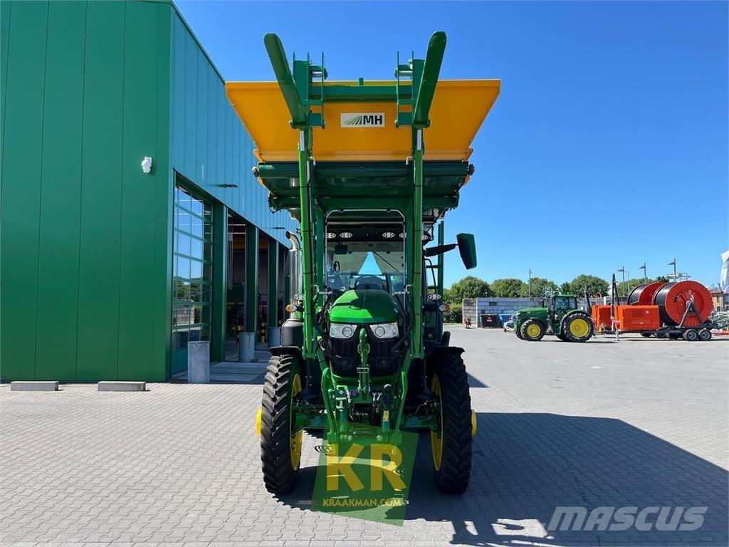 John Deere 6R 155 Traktori