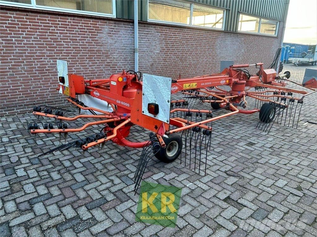 Kuhn GA 6000 Okretači i sakupljači sena