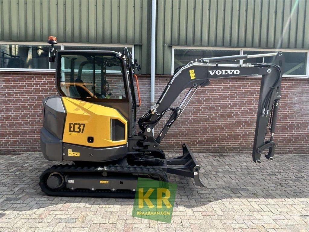 Volvo EC 37F Bageri guseničari