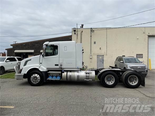 Volvo VNL64T630 Tegljači