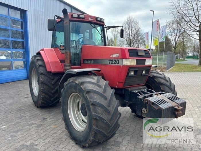 Case IH MAGNUM 225 Traktori