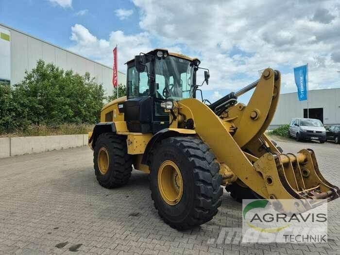 CAT 930 M Utovarivači na točkove