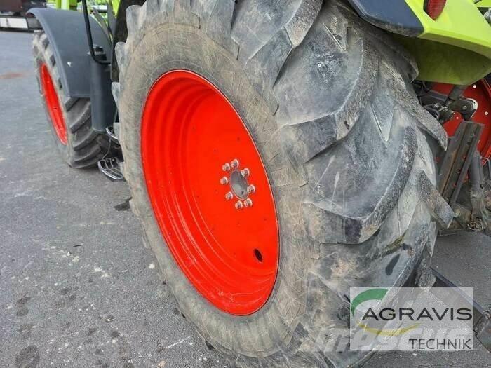 CLAAS ARION 420 Traktori