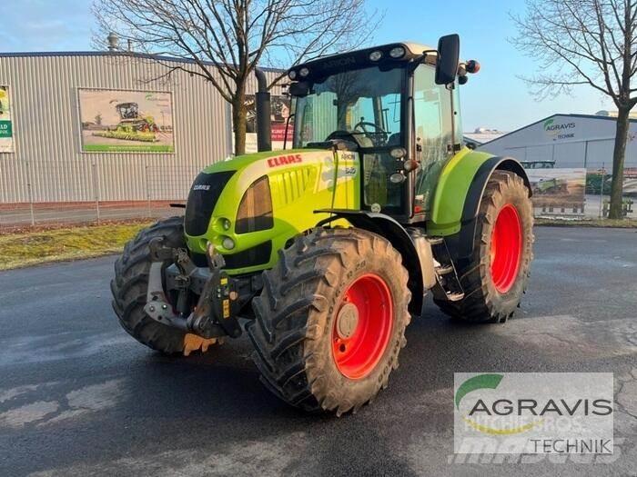CLAAS ARION 640 CEBIS Traktori