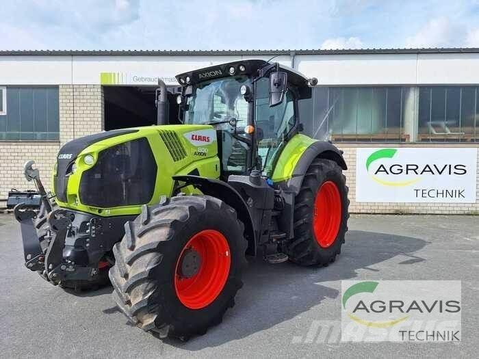 CLAAS AXION 800 CIS+ Traktori