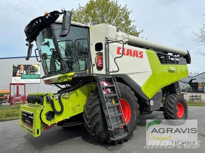 CLAAS TRION 730 Kombajni