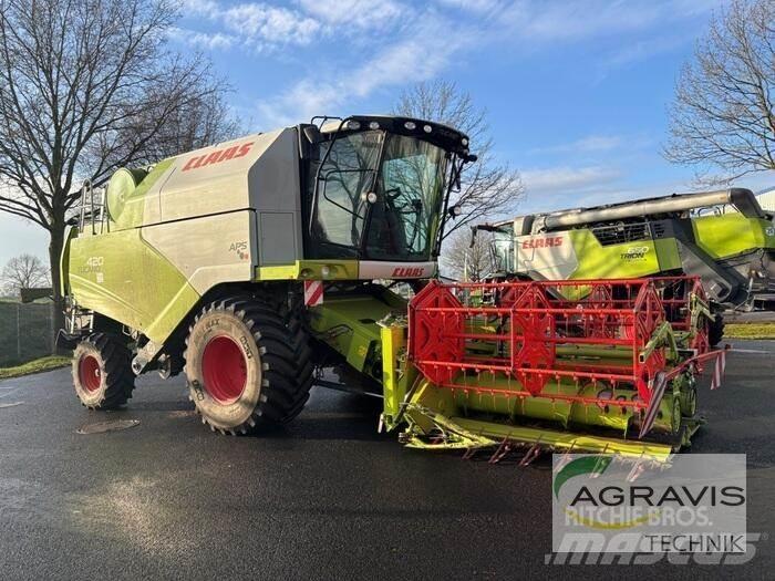 CLAAS TUCANO 420 Kombajni