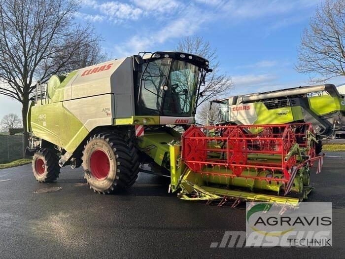 CLAAS TUCANO 420 Kombajni