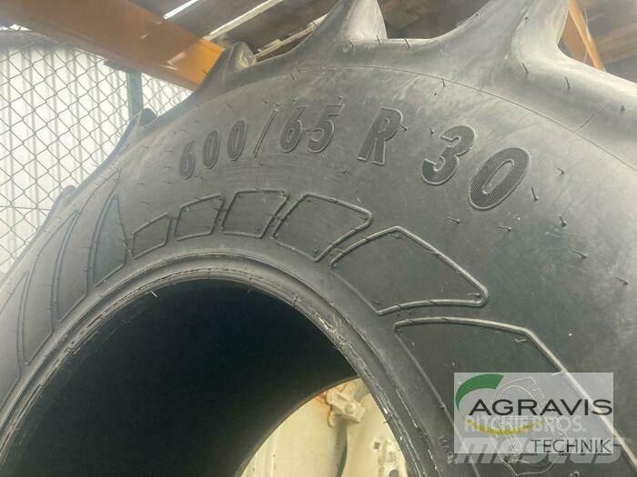 Continental 650/65 R30 Gume, točkovi i felne
