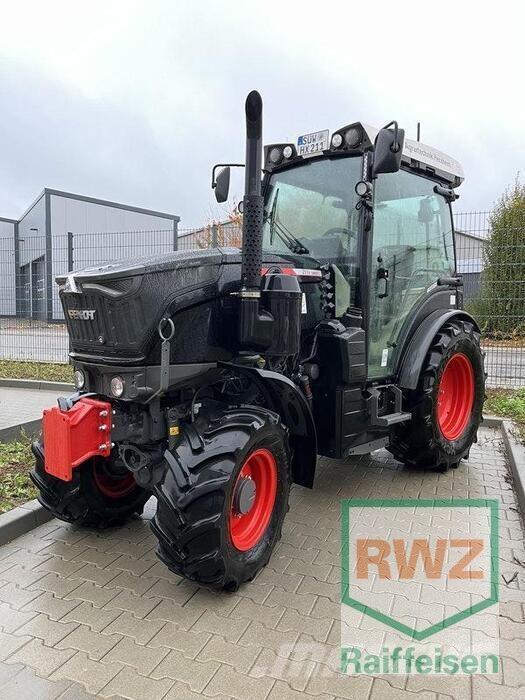 Fendt 211 V Vario Gen3 Traktori