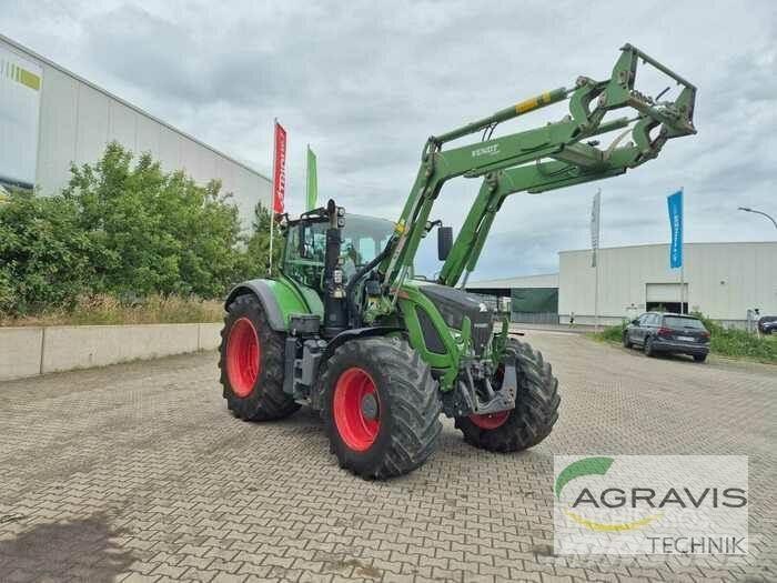 Fendt 718 VARIO S4 Traktori