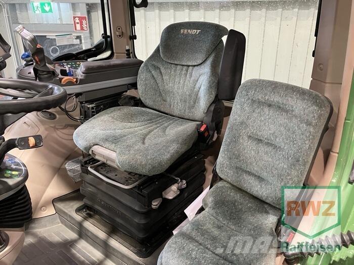Fendt 724 Vario Traktori