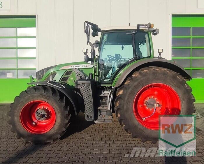 Fendt 724 Vario Traktori