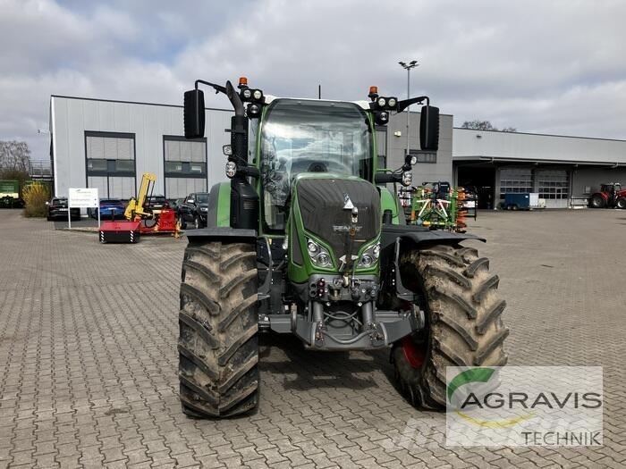 Fendt 724 VARIO GEN-6 Traktori