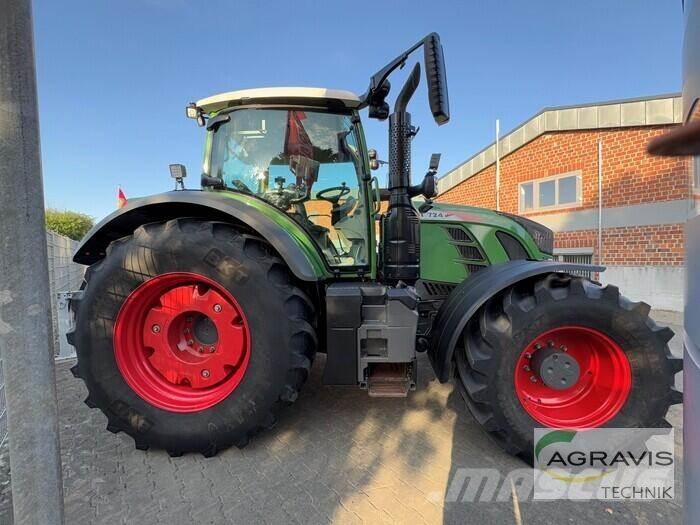 Fendt 724 VARIO S4 Traktori