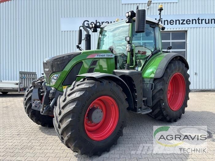 Fendt 724 VARIO S4 Traktori