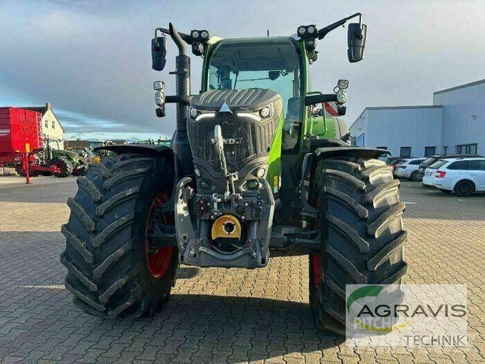 Fendt 726 VARIO GEN-7 Traktori
