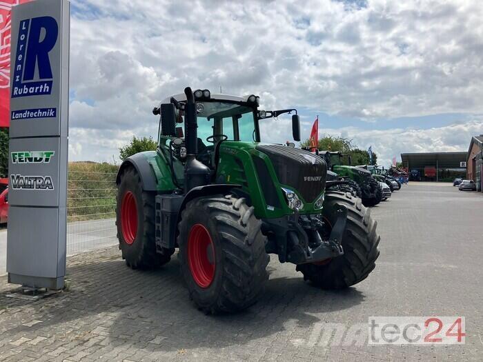 Fendt 826 VARIO S4 Traktori
