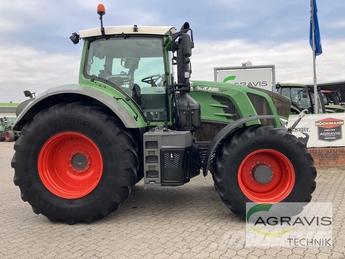 Fendt 826 VARIO S4 Traktori