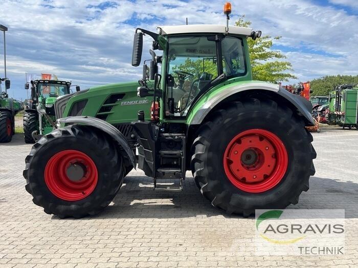 Fendt 826 VARIO SCR Traktori