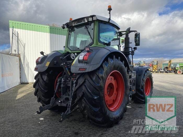Fendt 828 Vario S4 Traktori